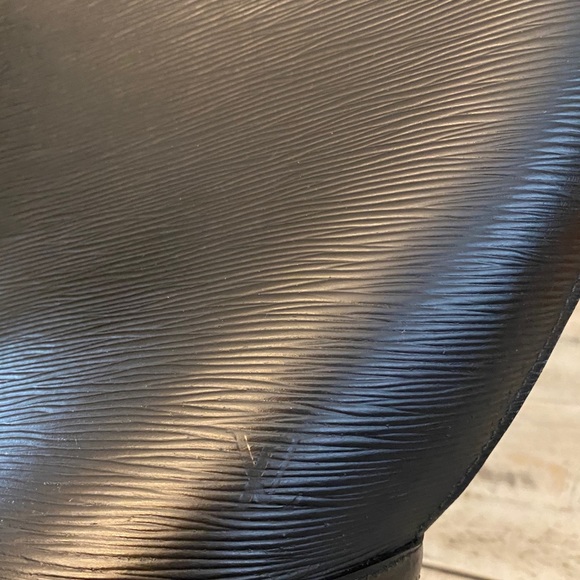 Louis Vuitton Epi Bag - ❌SOLD❌ - Picture 8 of 9